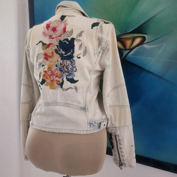 BLANK NYC | Foral Embroidered / Studded Women's Jacket - Picture 9 of 16